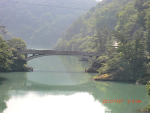 山清路橋